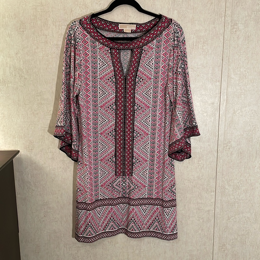 Michael by Michael kors 3/4 length sleeve midi dress size M. Pink/black/white